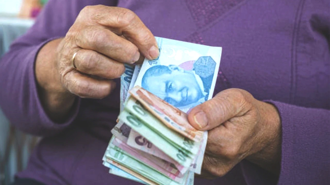 Emekli maaşları iptal mi ediliyor? SGK eski Başmüfettişi İsa Karakaş tek tek anlattı - Ekonomim