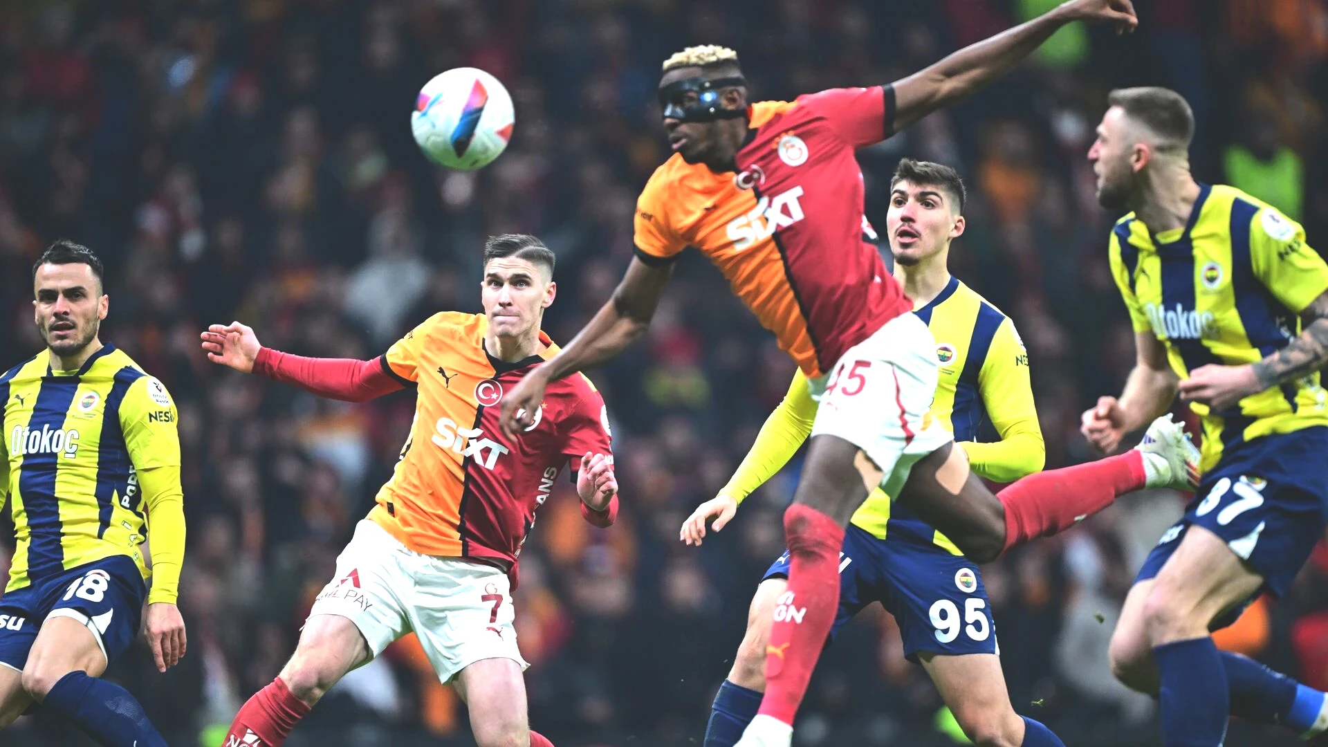 Galatasaray ile Fenerbahçe 0-0 berabere kaldı - 24.02.2025, Sputnik Türkiye
